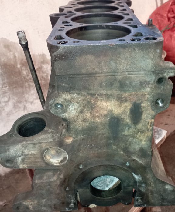 Блок для Фольксваген Вента 2е