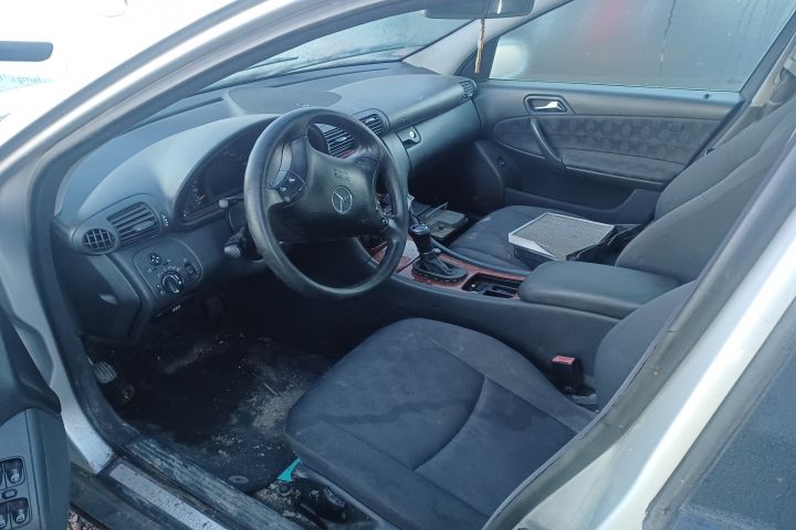 Carcasa filtru aer A6420901801 A6420901801 Mercedes-Benz C-Class W203