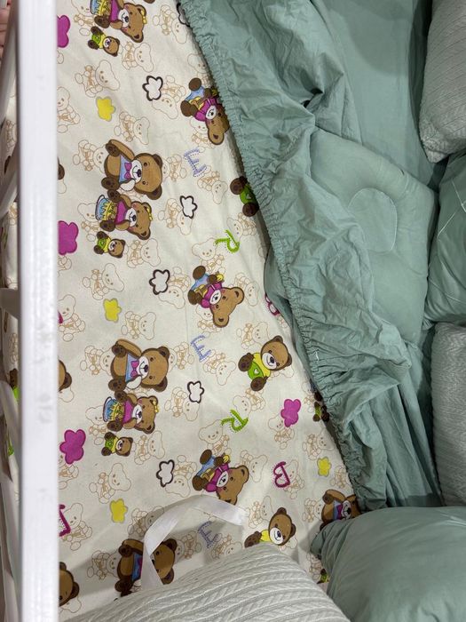 Продам детскую кроватку