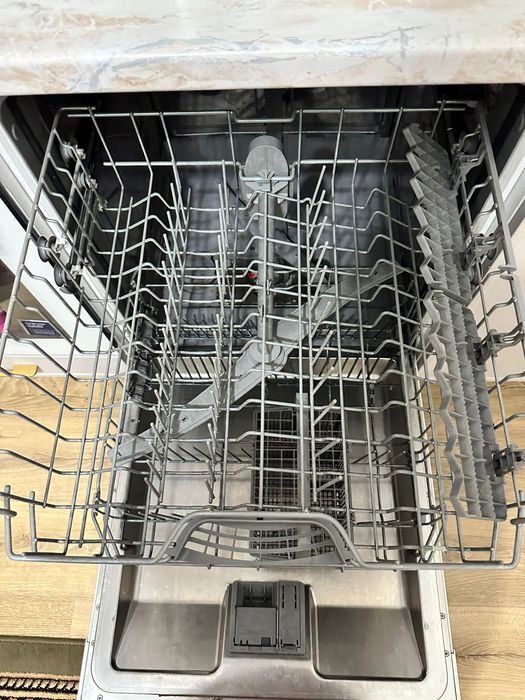 Посудомоечная машинка