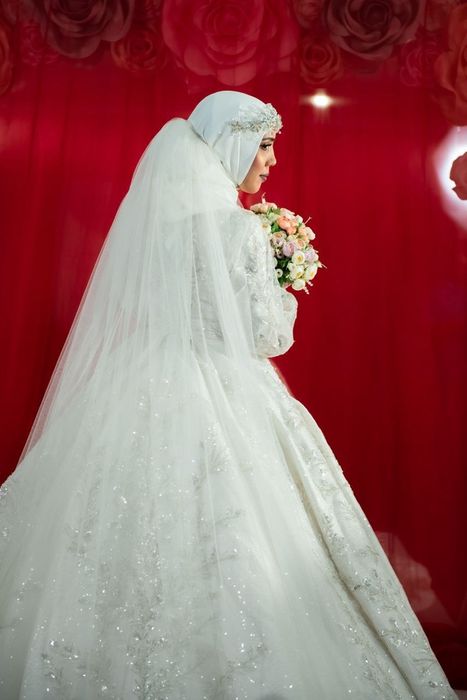 Свадебные платья