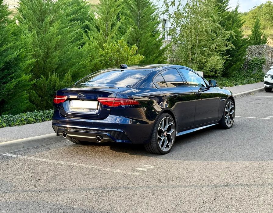 Jaguar XE Jaguar XE P300 AWD R-Dynamic HSE, garantie 2027-05-19