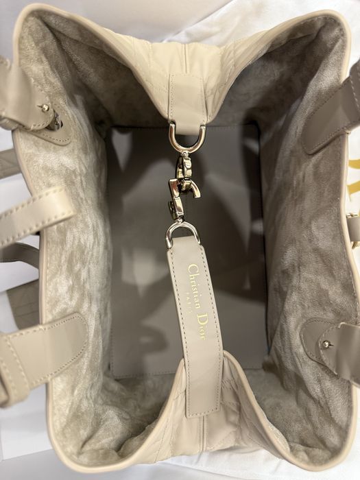 Dior Toujours Vertical Tote Bag Medium