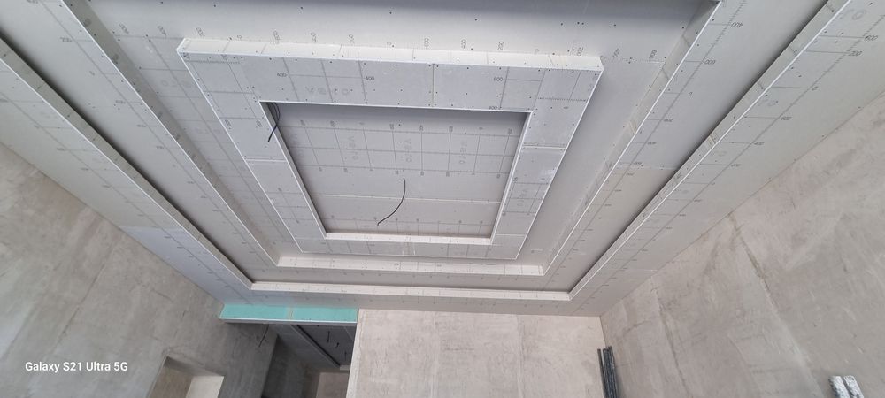 Уч кахрамон постидан отганда, обод махалласида  3 сотикли 2 та ёнма