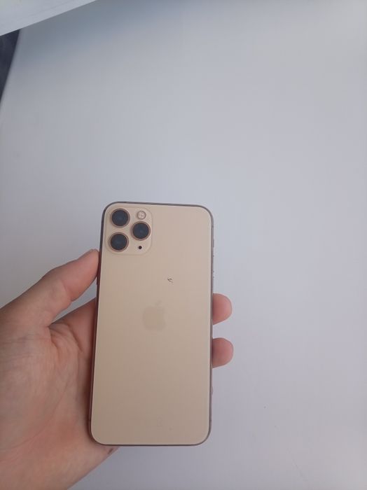 Xonor X6C 128GB и Iphone 11 pro