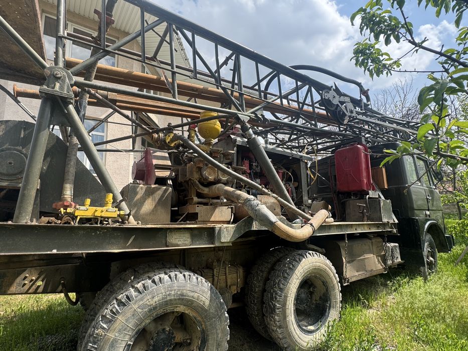 Продаётся буровая установка