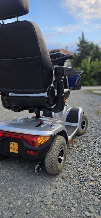 Scuter Carut electric INVANCARE ORION pentru persoane cu dizabilități sau handicap