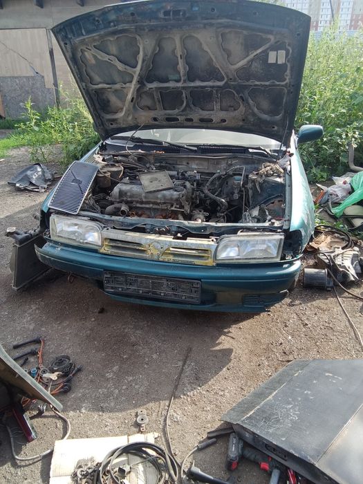 Ниссан примера 2литра