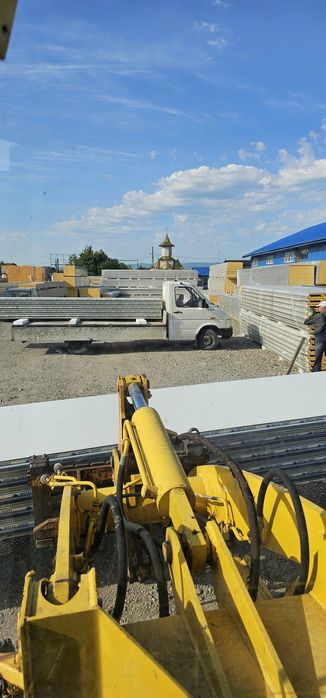 Panouri Sandwich ideale pentru construcții ușoare!