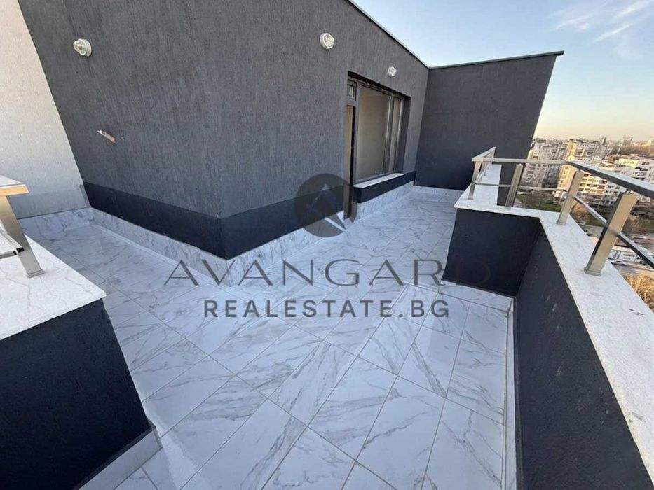 Продава се Четиристаен апартамент в Пловдив, Тракия - 191 кв.м за 734 €/кв.м - Снимка #12