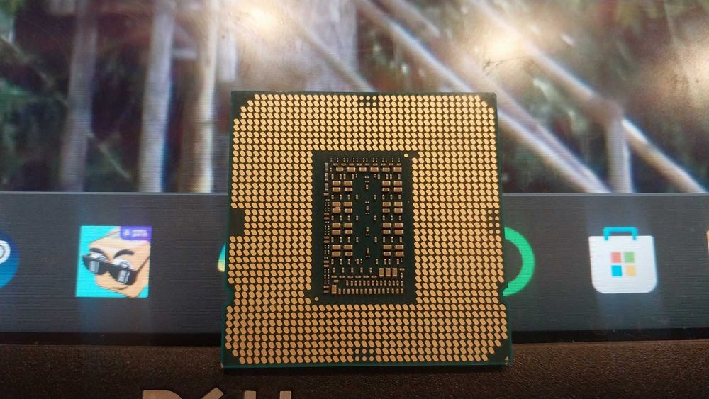Процессор Core i9 11900K. Сокет LGA 1200. Самый старший 11го поколения