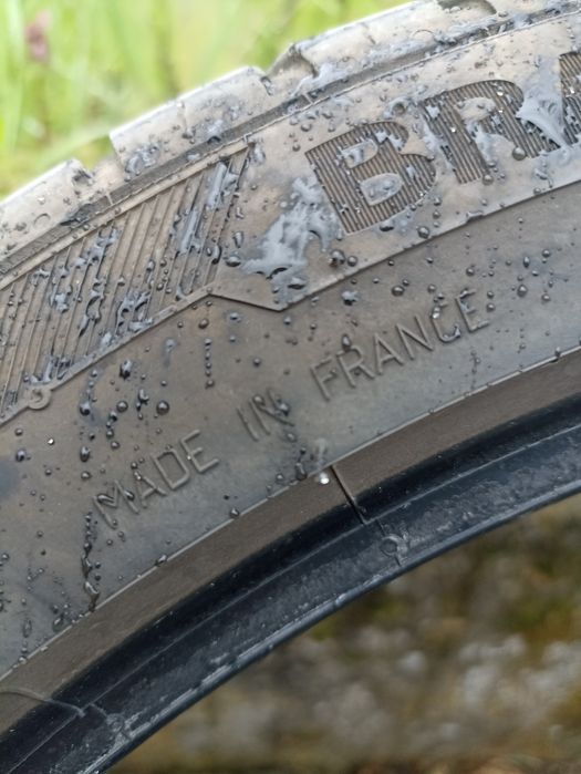 4 гуми Barum 225/40r18