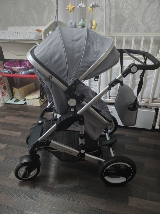 Всесезонная коляска трансформер