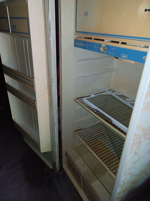 Холодильники старые