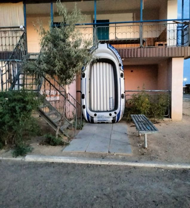 продаётся лодка надувная