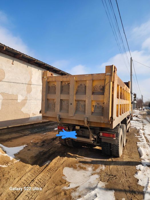 Самосвал HONGYAN