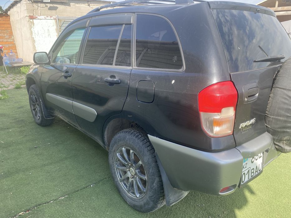 Продам toyota RAV4