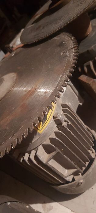 Электродвигатель