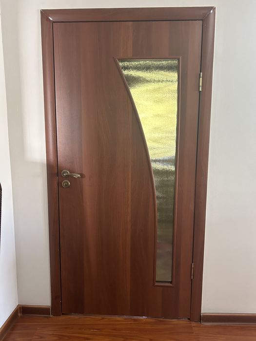 Двери 2м на 90см