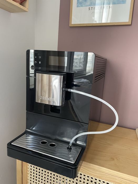 Кафеавтомат Miele CM 5310 Silence