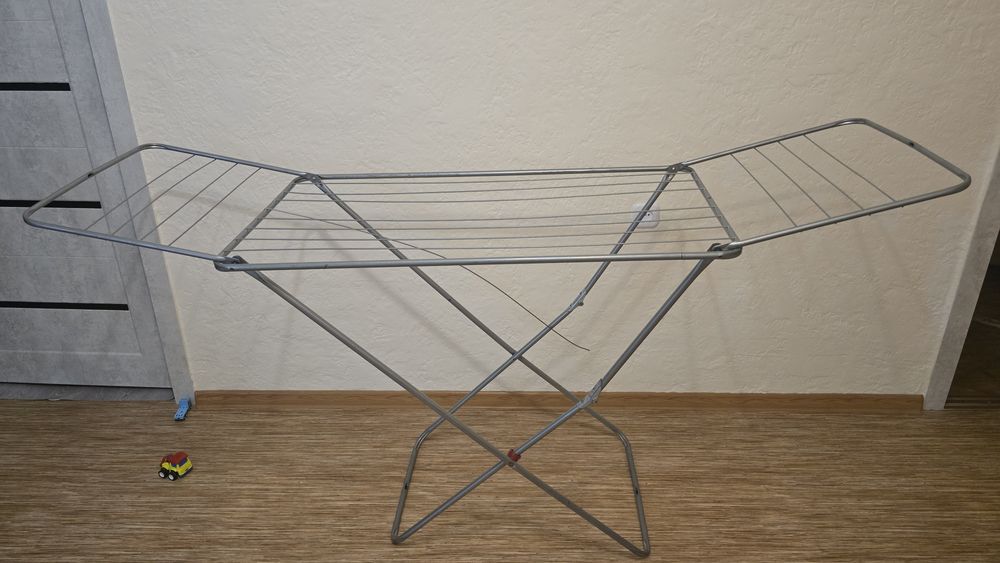 Продам сушилку для белья