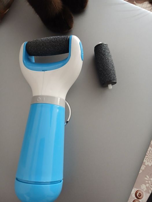 Продавам пила за пети