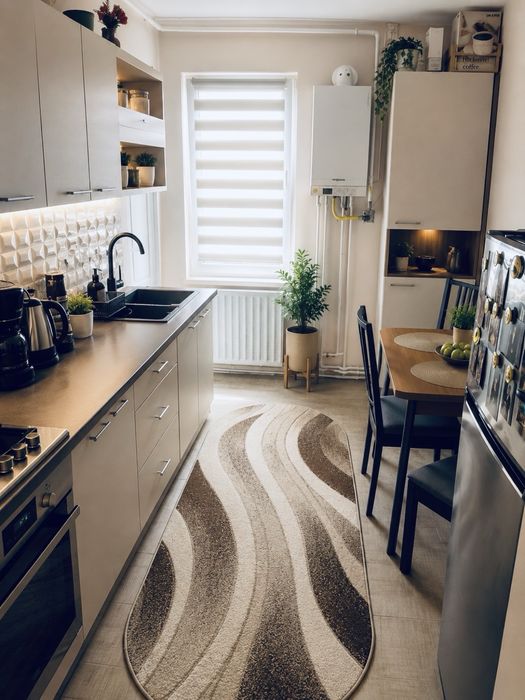 Vand apartament 2 camere in tudor pe str Ramurele