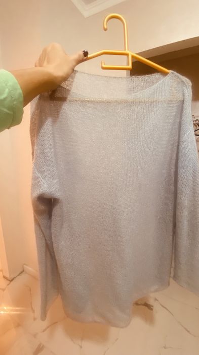 Продам кофту паутинку