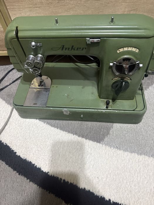 Vand masina de cusut Anker