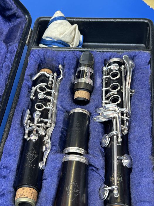 Clarinet Noblet Paris din lemn