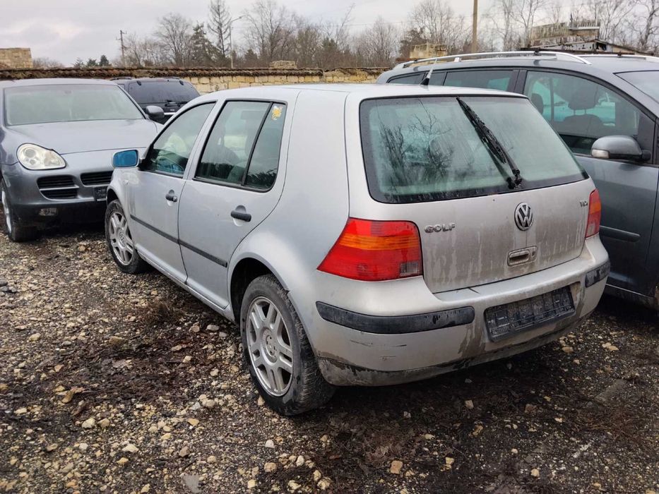 Продава се само на части Фолксваген Голф 4 1.9 tdi