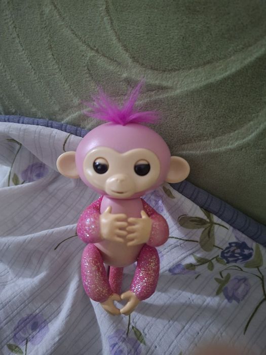 игрушка обезьянка Fingerlings от Wowee