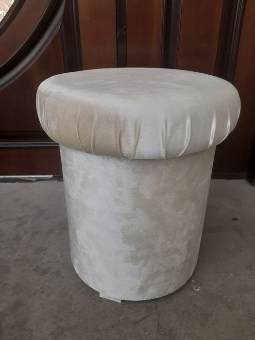 Пуфик 160 000 сум и 180 000 сум