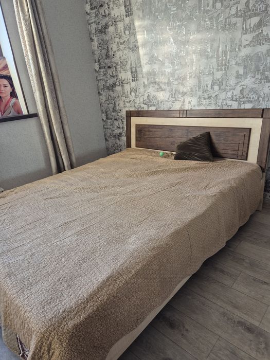 Продам кровать двуспальную