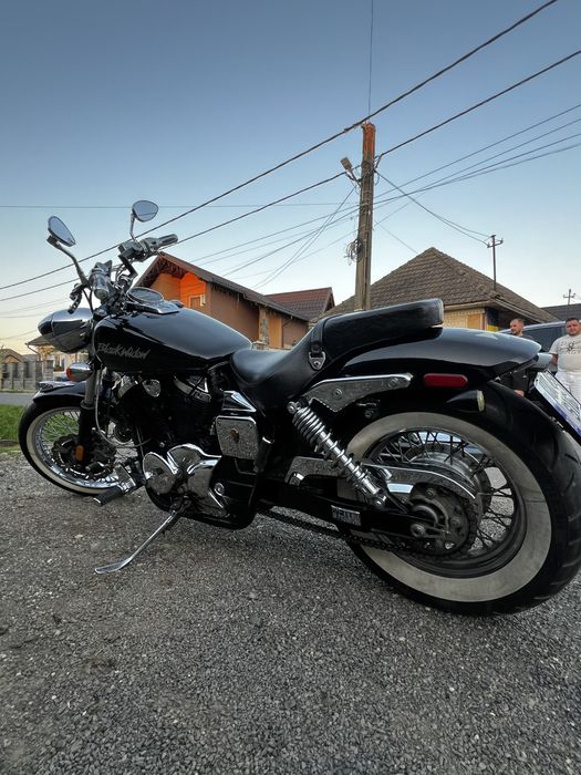 Honda  750cc Black Widow pret redus