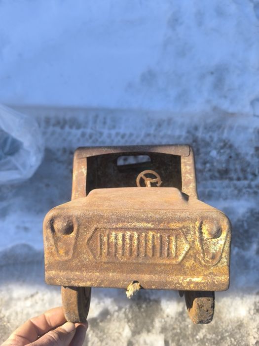 Машина железная из СССР