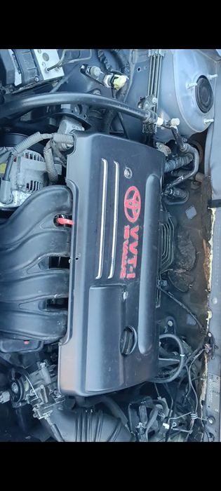 Toyota corolla 2003 1.6 benzina cu motor  blocat
