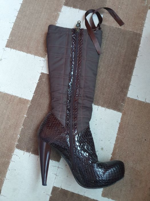 Ботуши с кафяв лак