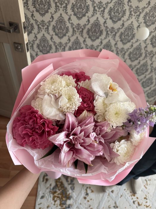 Продам букеты свежие