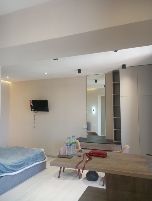 1ком.новостройка за вокзалом.Евроремонт с обстановкой.Центр рядом