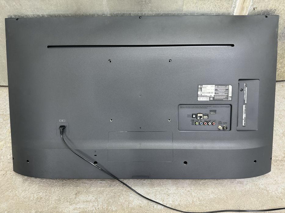 Телевизор на Запчасти