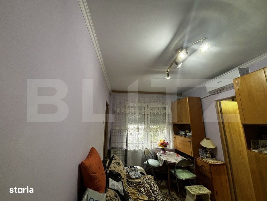Apartament de vanzare, cu 3 camere, 48 mp, zona Micro 14 — fotografia 2