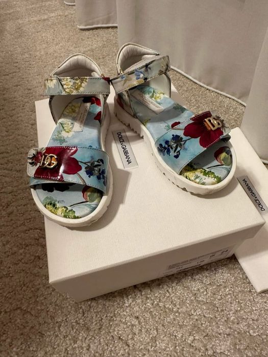 Sandale Dolce&Gabbana fetite