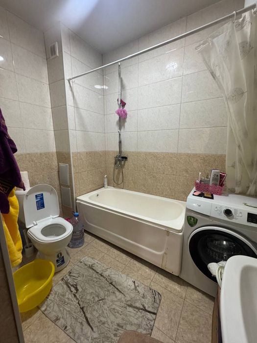 Jizzax vokzal oldidagi 7 qavatli dom 4-etaj 37-kvartira sotiladi