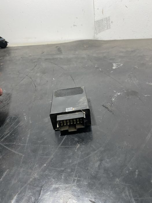 Releu modul stergator parbriz 2.2 cdi 2.3  A0004460027 Mercedes vito