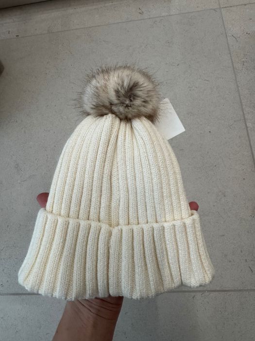 Комплект на марката Окайди, суитшърт и спортно долнище. Размер 6м., 68