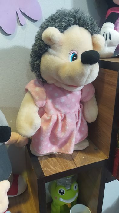 Продам игрушку интерактивную