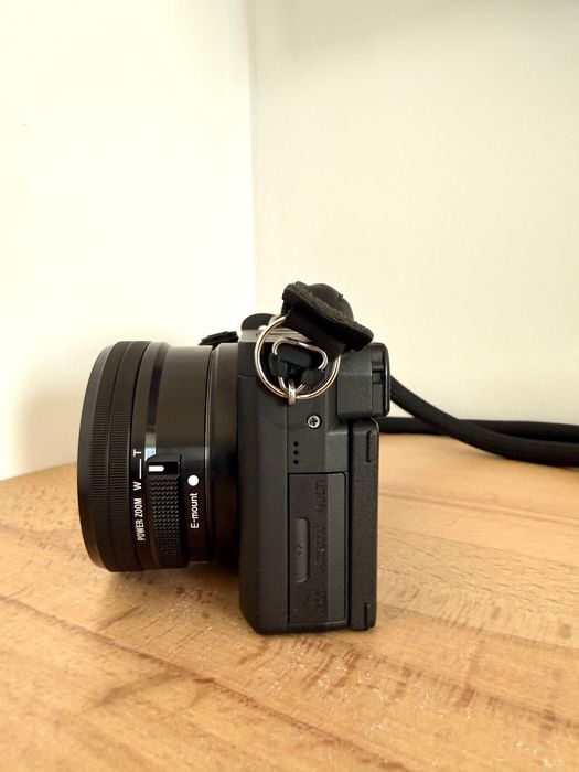 Sony A6400 + обектив sony 16-50