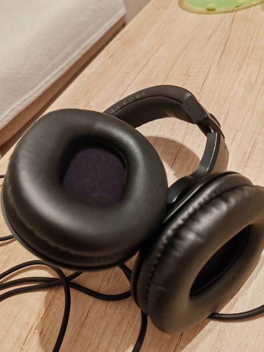 Căști  cu fir Audio-Technica ATH-M20x – stare impecabilă