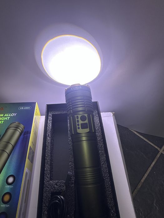 Лед фенер  много мощен